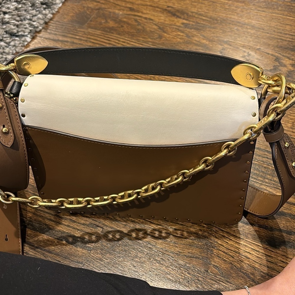 COACH Beat should bag with rivets - Picture 14 of 15